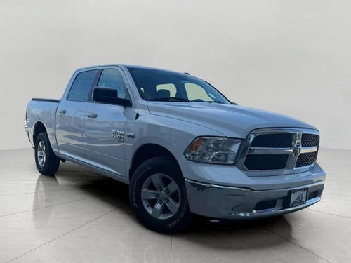2019 RAM 1500 Classic SLT Crew Cab 4x4 5'7" Box