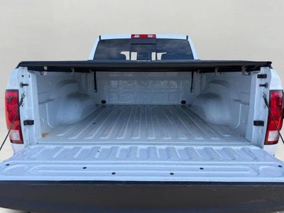 2019 RAM 1500 Classic SLT Crew Cab 4x4 5'7" Box