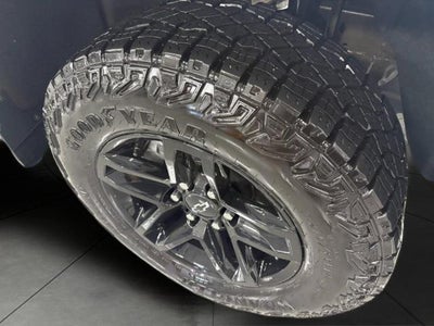 2024 Chevrolet Silverado 1500 4WD Crew Cab 147 Custom Trail Boss