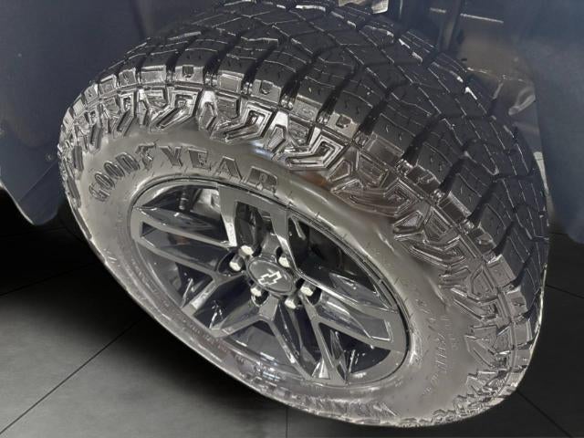 2024 Chevrolet Silverado 1500 4WD Crew Cab 147 Custom Trail Boss