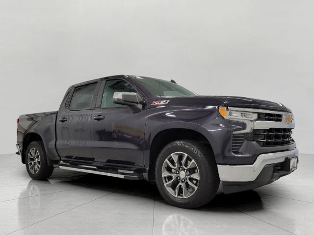 2023 Chevrolet Silverado 1500 4WD Crew Cab 147 LT w/1LT