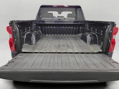 2023 Chevrolet Silverado 1500 4WD Crew Cab 147 LT w/1LT
