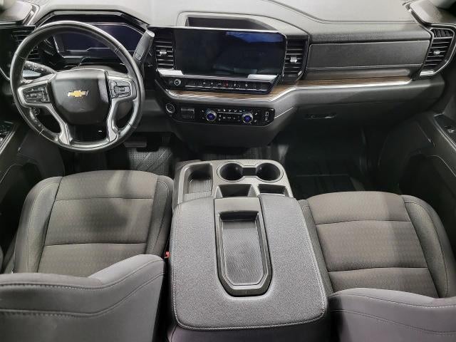 2023 Chevrolet Silverado 1500 4WD Crew Cab 147 LT w/1LT