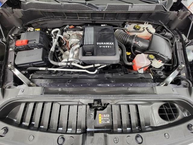2023 Chevrolet Silverado 1500 4WD Crew Cab 147 LT w/1LT