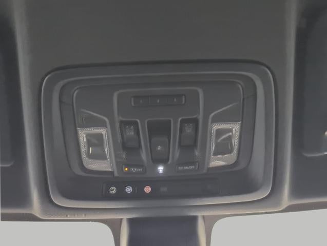 2019 Chevrolet Silverado 1500 4WD Crew Cab 147 High Country