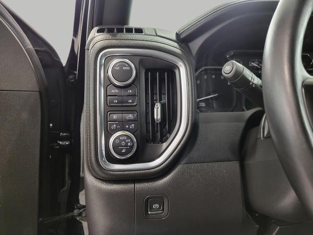2022 GMC Sierra 1500 Limited 4WD Crew Cab 147 AT4