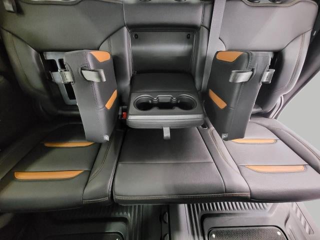 2022 GMC Sierra 1500 Limited 4WD Crew Cab 147 AT4