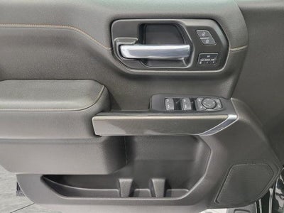 2022 GMC Sierra 1500 Limited 4WD Crew Cab 147 AT4