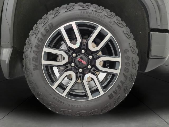 2022 GMC Sierra 1500 Limited 4WD Crew Cab 147 AT4