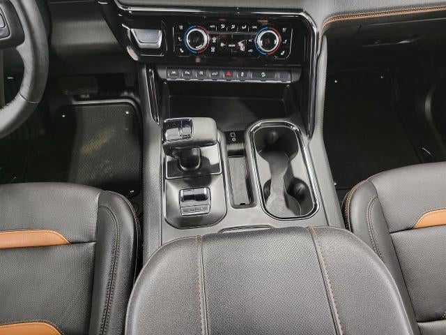 2025 GMC Sierra 1500 4WD Crew Cab 147 AT4