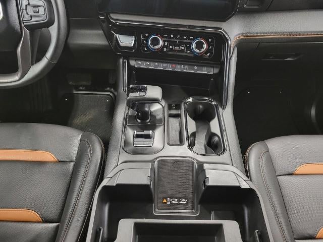 2025 GMC Sierra 1500 4WD Crew Cab 147 AT4