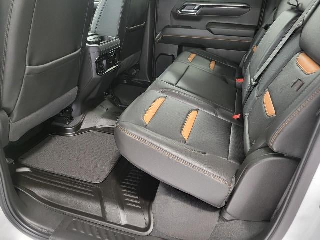 2025 GMC Sierra 1500 4WD Crew Cab 147 AT4