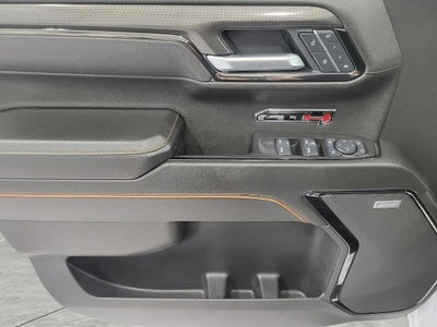 2025 GMC Sierra 1500 4WD Crew Cab 147 AT4