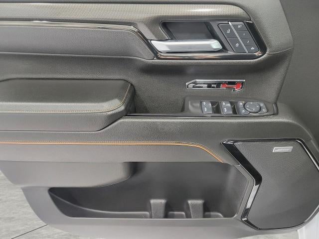 2025 GMC Sierra 1500 4WD Crew Cab 147 AT4