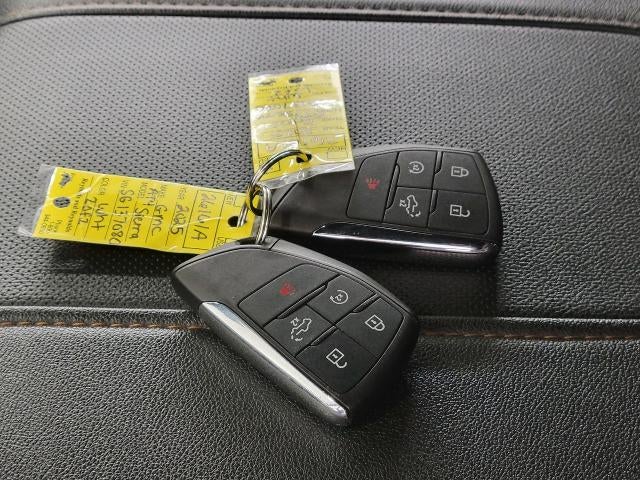 2025 GMC Sierra 1500 4WD Crew Cab 147 AT4