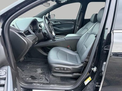 2024 Buick Enclave AWD 4dr Essence