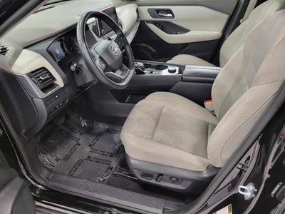 2025 Nissan Rogue AWD SV