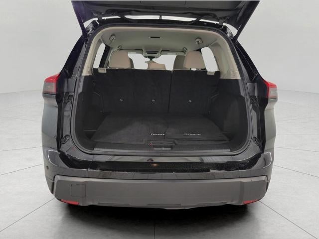 2025 Nissan Rogue AWD SV