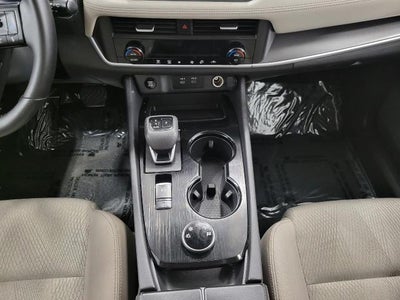 2025 Nissan Rogue AWD SV