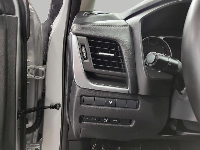 2025 Nissan Rogue AWD SV