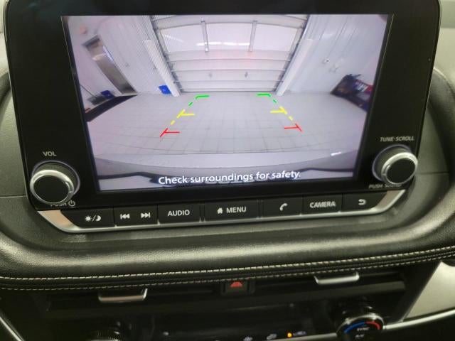 2025 Nissan Rogue AWD SV