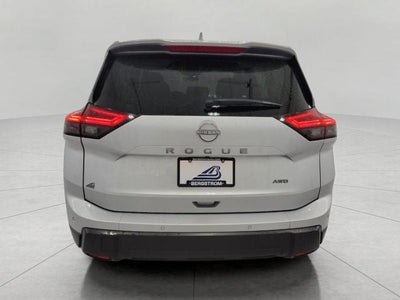 2025 Nissan Rogue AWD SV