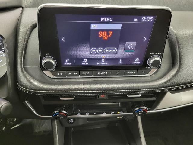 2025 Nissan Rogue AWD SV