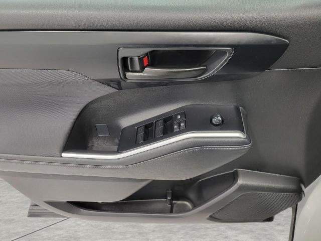 2023 Toyota Highlander L FWD