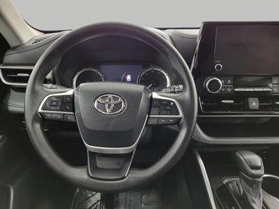 2023 Toyota Highlander L FWD