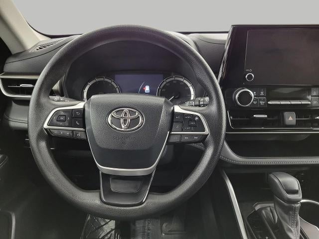 2023 Toyota Highlander L FWD