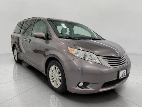 2015 Toyota Sienna 5dr 7-Pass Van XLE AAS FWD