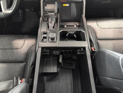 2023 Toyota Tundra Hybrid Limited Hybrid CrewMax 5.5' Bed