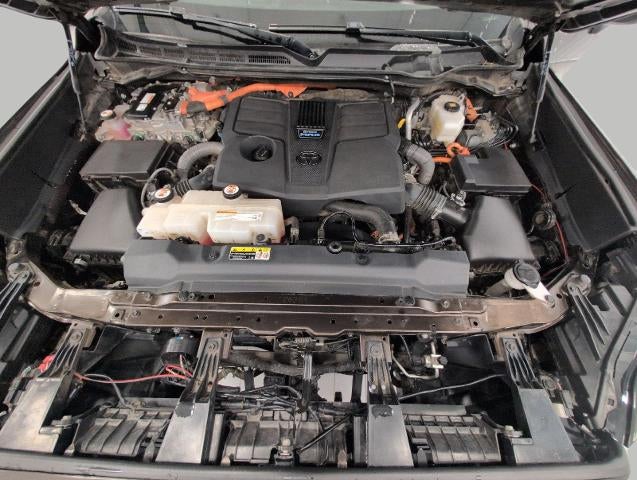 2023 Toyota Tundra Hybrid Limited Hybrid CrewMax 5.5' Bed